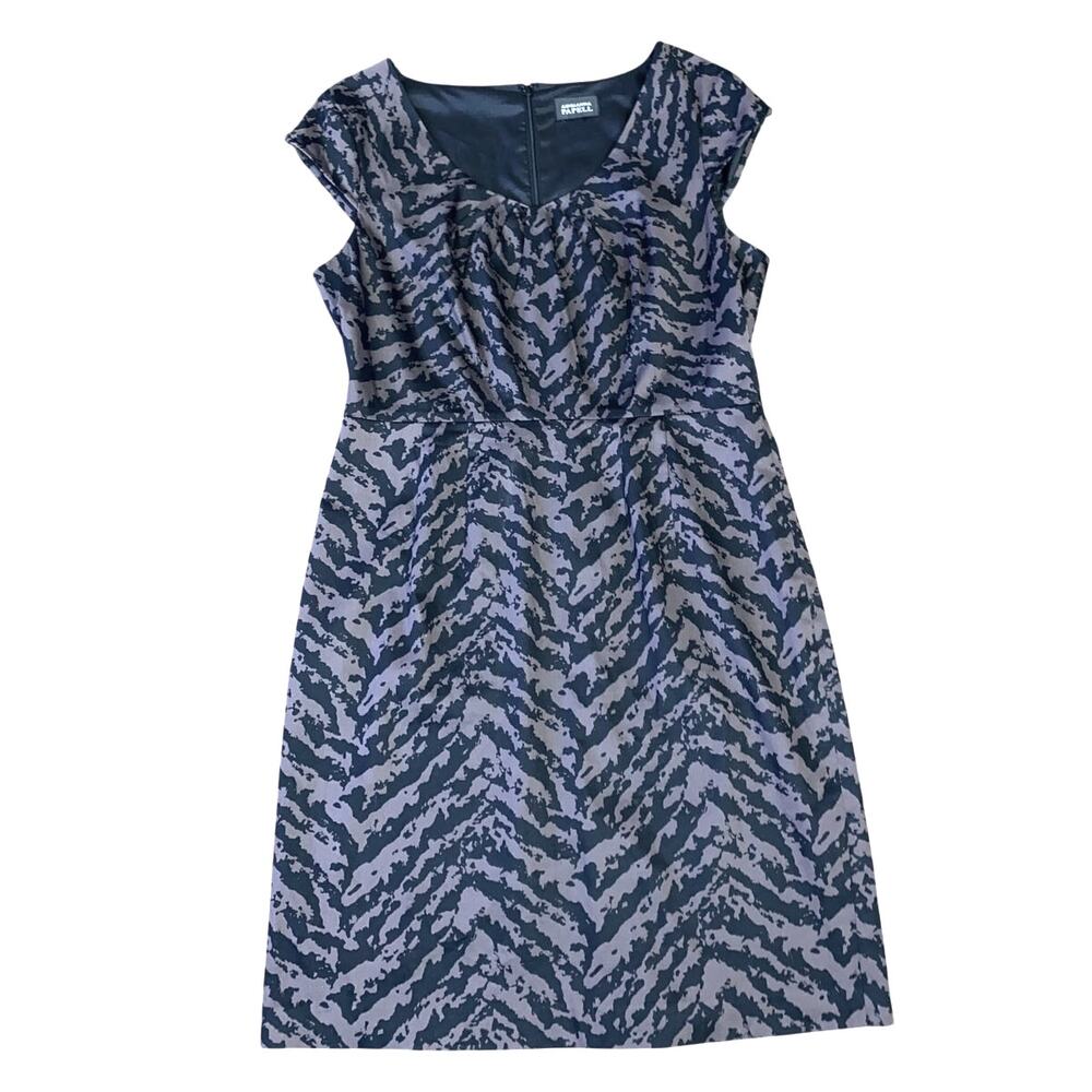 Womens Zebra Animal Print Medium Brown Sleeveless Classic Pleated chest GUC